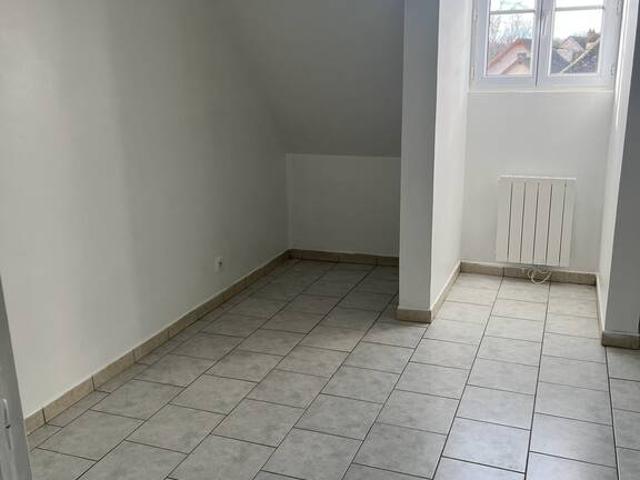 Appartement location à Lotissement Chaume Pilasse, Coulanges-sur-Yonne