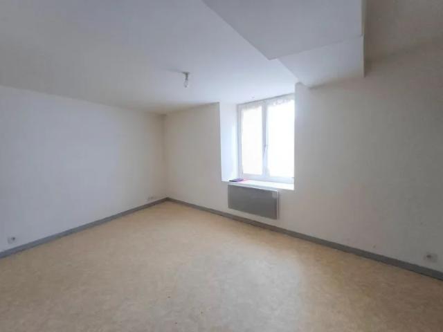 Appartement location à La Cave, Nogent-sur-Vernisson