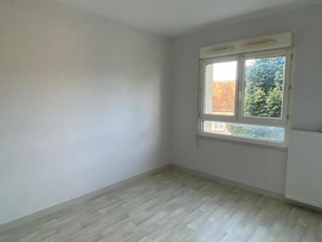 Appartement location à Saint-Sauveur-en-Puisaye, Yonne