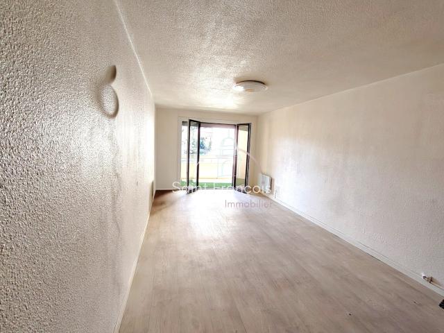Appartement location à Arrondissement de Draguignan, Saint-raphaël