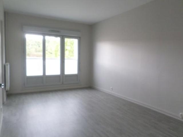 Appartement location à Sens, Saint-julien-du-sault