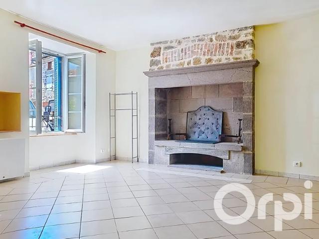 Appartement location à Saint-Flour, Ruynes-en-margeride