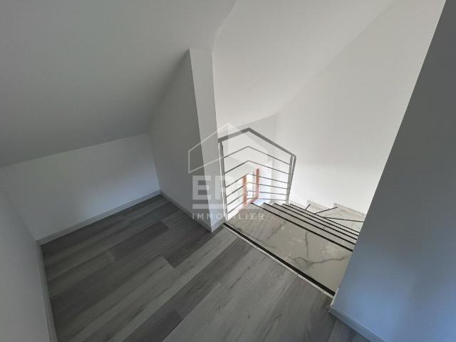 Appartement location à Pontarlier, Maisons-du-bois-lièvremont