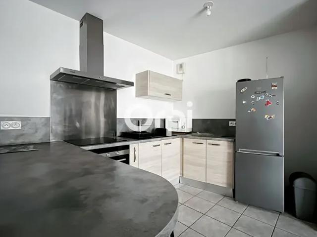 Appartement location à Saint-Étienne, L'etrat