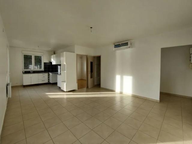 Appartement location à Le Coudray-Montceaux, Essonne