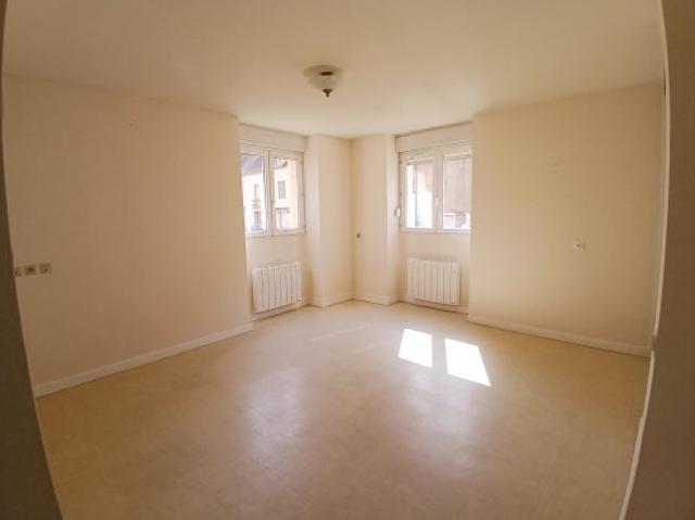 Appartement location à Le Montsacc, Saint-Christophe-en-Brionnais