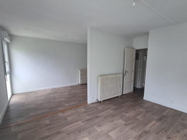 Appartement location à Cités de Bezance, Romagnat
