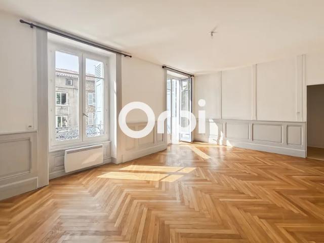 Appartement location à Le Faubourg, Saint-Symphorien-sur-Coise