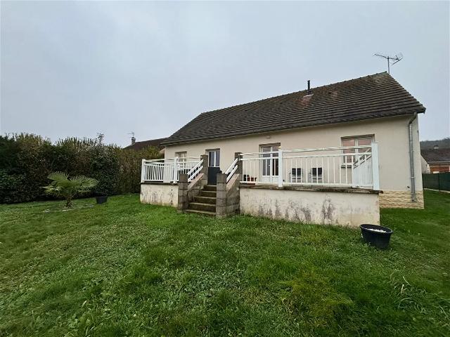 Maison location à Sens, Véron