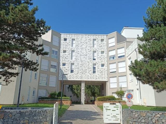 Appartement location à Gergovie, La Roche-Blanche