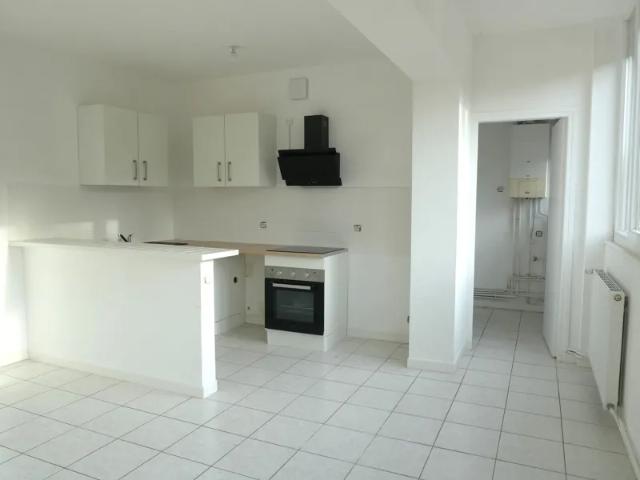 Appartement location à Cité des Quarts, Saint-Laurent-d'Andenay