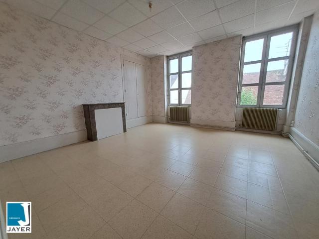 Appartement location à Saint-Martin-en-Bresse, Saône-et-Loire