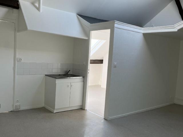 Appartement location à Saint-Quentin, Saint-quentin