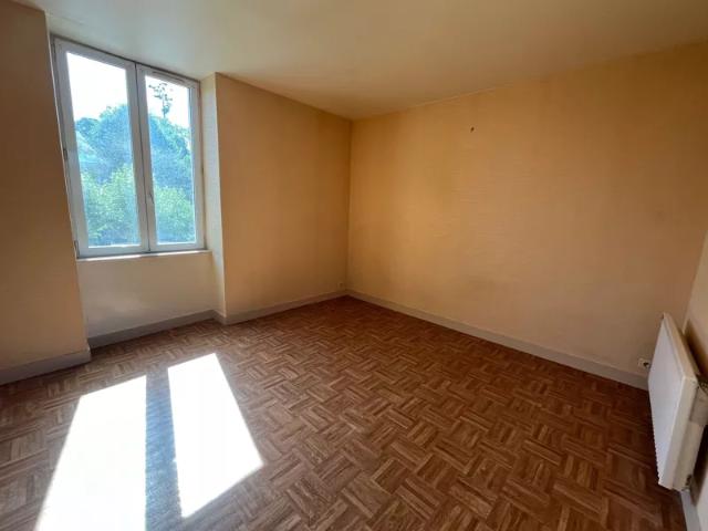 Appartement location à Nontron, Savignac-lédrier