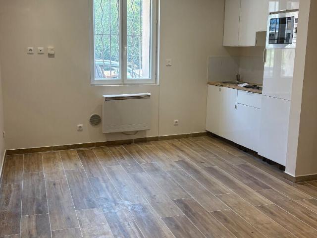 Appartement location à Arrondissement de Draguignan, Saint-raphaël