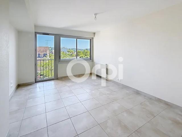 Appartement location à Brive-la-Gaillarde, Brive-la-gaillarde