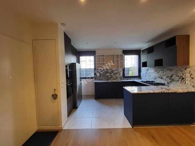 Appartement location à France métropolitaine, Puteaux