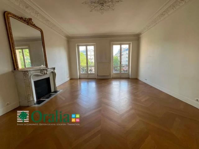 Appartement location à Paris, Île-de-France