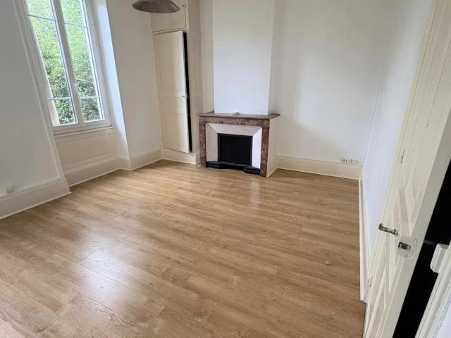 Appartement location à Saint-Étienne, Saint-etienne