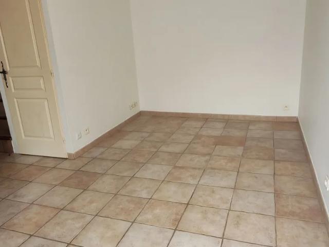 Appartement location à Nîmes, Aramon