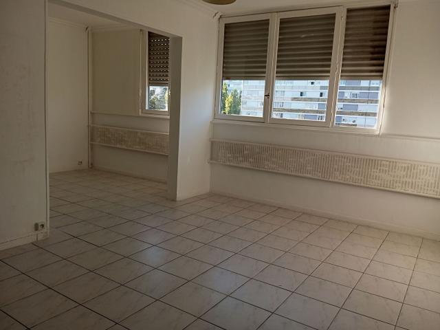 Appartement location à Saint-Étienne, Saint-etienne