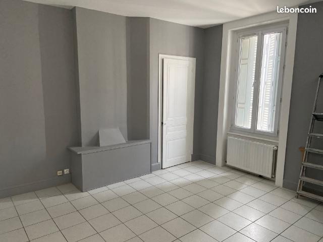 Appartement location à Saint-Étienne, Saint-etienne