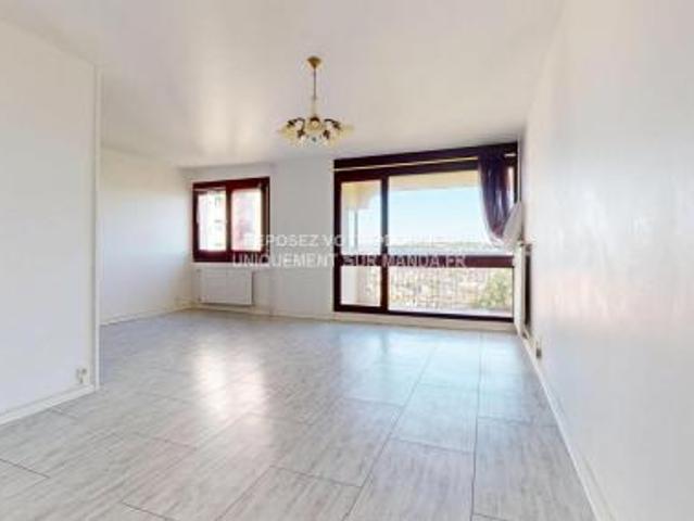 Appartement location à Saint-Étienne, Saint-etienne