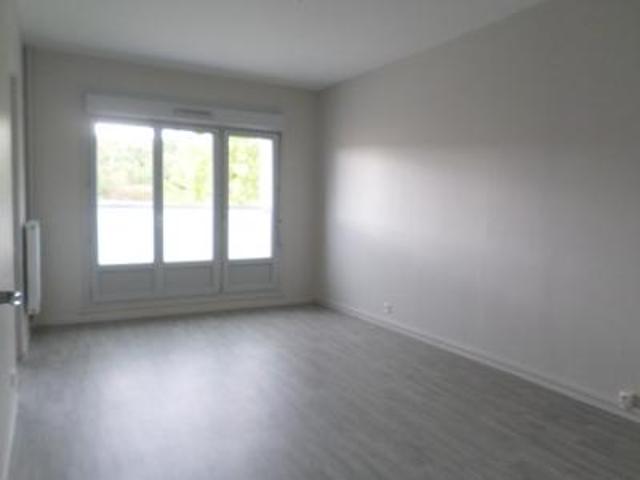 Appartement location à Sens, Saint-julien-du-sault