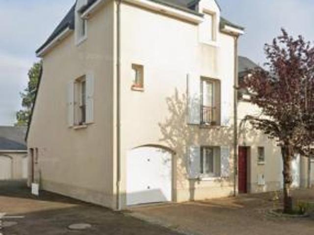 Appartement location à La Pièce de l'Église, Saint-Mars-d'Outillé