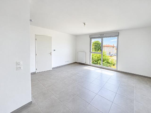 Appartement location à Ternay