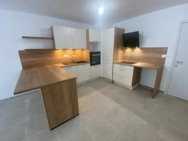 Appartement location à Arrondissement de Toulon, Ollioules