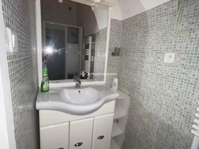 Appartement location à Issis, Creissels