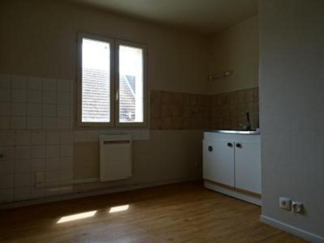 Appartement location à Villeneuve-l'Archevêque, Yonne