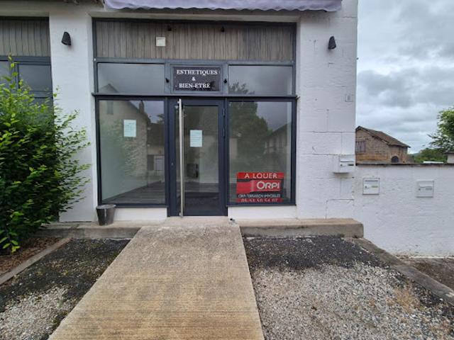 Local Commercial location à Brive-la-Gaillarde, Mansac