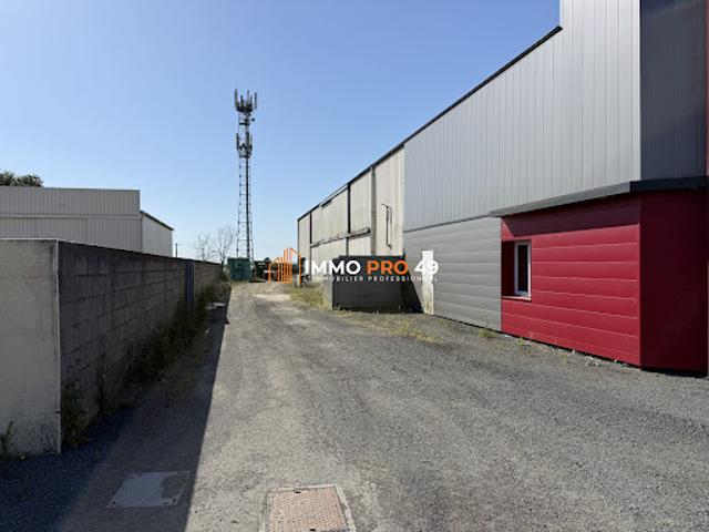 Local Commercial location à Cholet, Saint-macaire-en-mauges