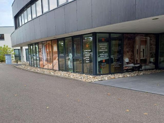 Local Commercial location à Strasbourg, Entzheim