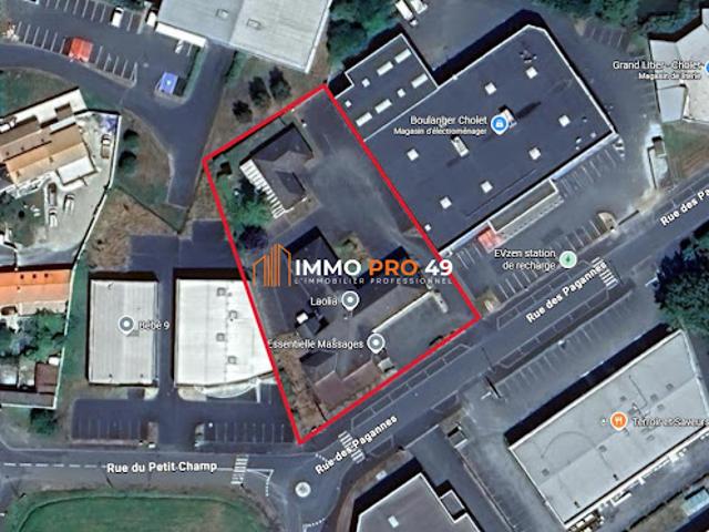 Local Commercial location à Cholet