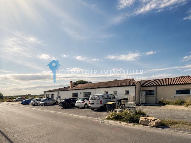 Local Commercial location à Nîmes, Vergèze