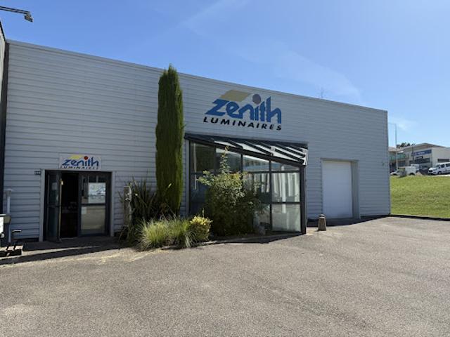 Local Commercial location à Tournon-sur-Rhône, Davézieux