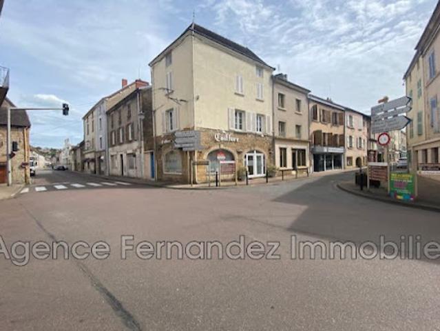 Local Commercial location à Charolles, Marcigny