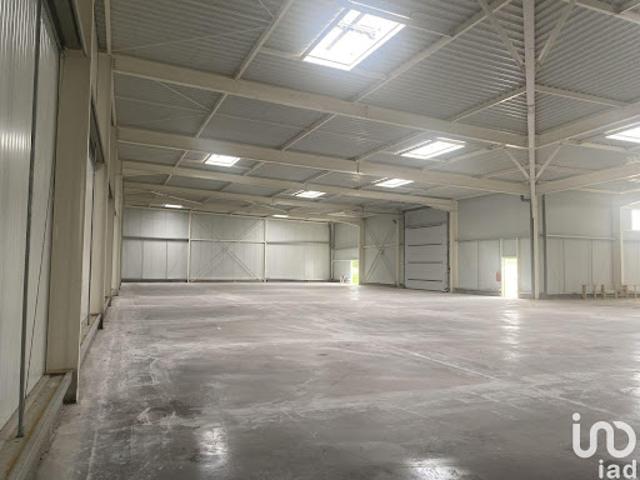 Local Commercial location à Rouen, Eslettes