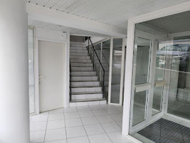 Local Commercial location à Besançon