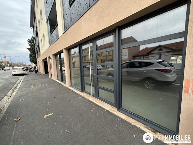 Local Commercial location à Albi