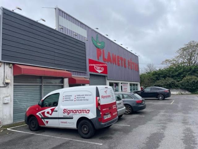 Local Commercial location à Tarbes