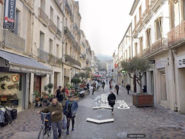 Local Commercial location à Montpellier, Sète