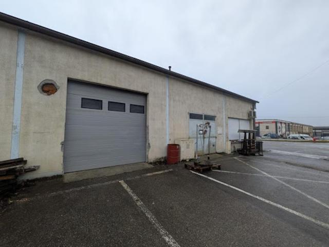 Local Commercial location à Annecy, Rumilly