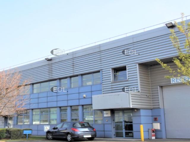 Local Commercial location à La Courneuve, 4000 Nord