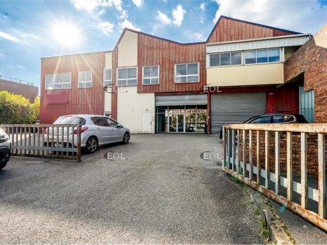 Local Commercial location à Torcy, Noisiel