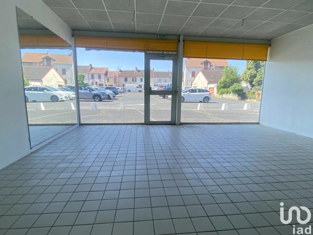 Local Commercial location à Montluçon, Désertines