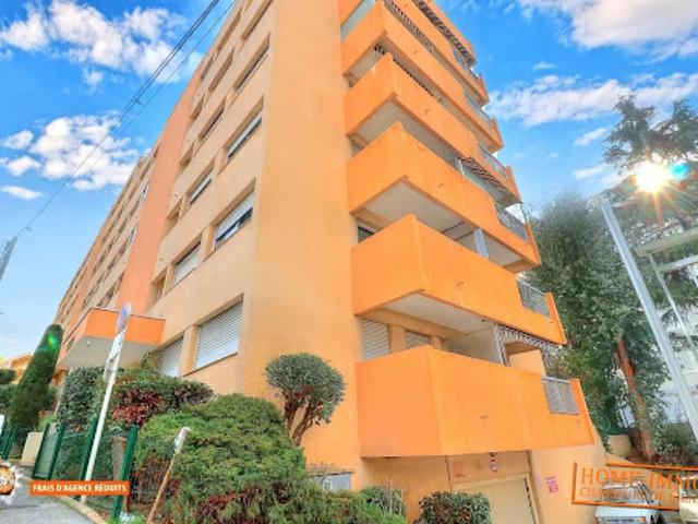 Garage location à France métropolitaine, Antibes